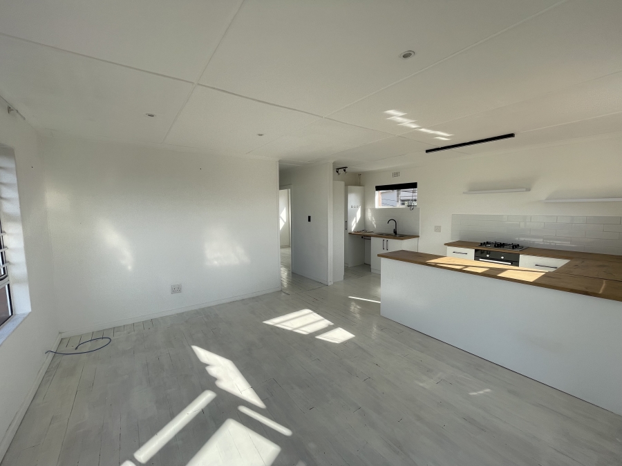 To Let 2 Bedroom Property for Rent in Kidds Beach Eastern Cape